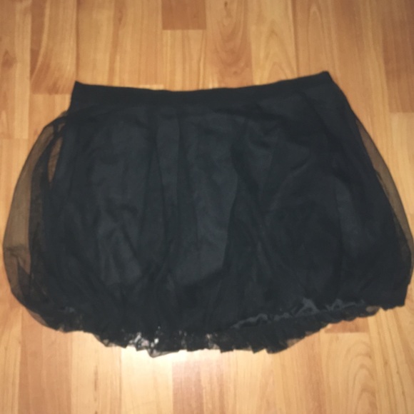 {guess} 🆕 skirt - Picture 3 of 6